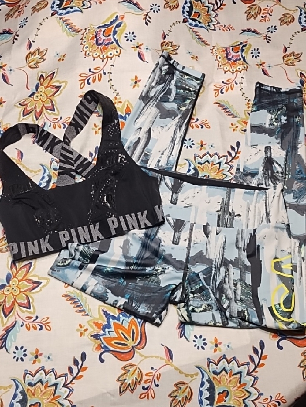 PINK VS Sport M/L Lot